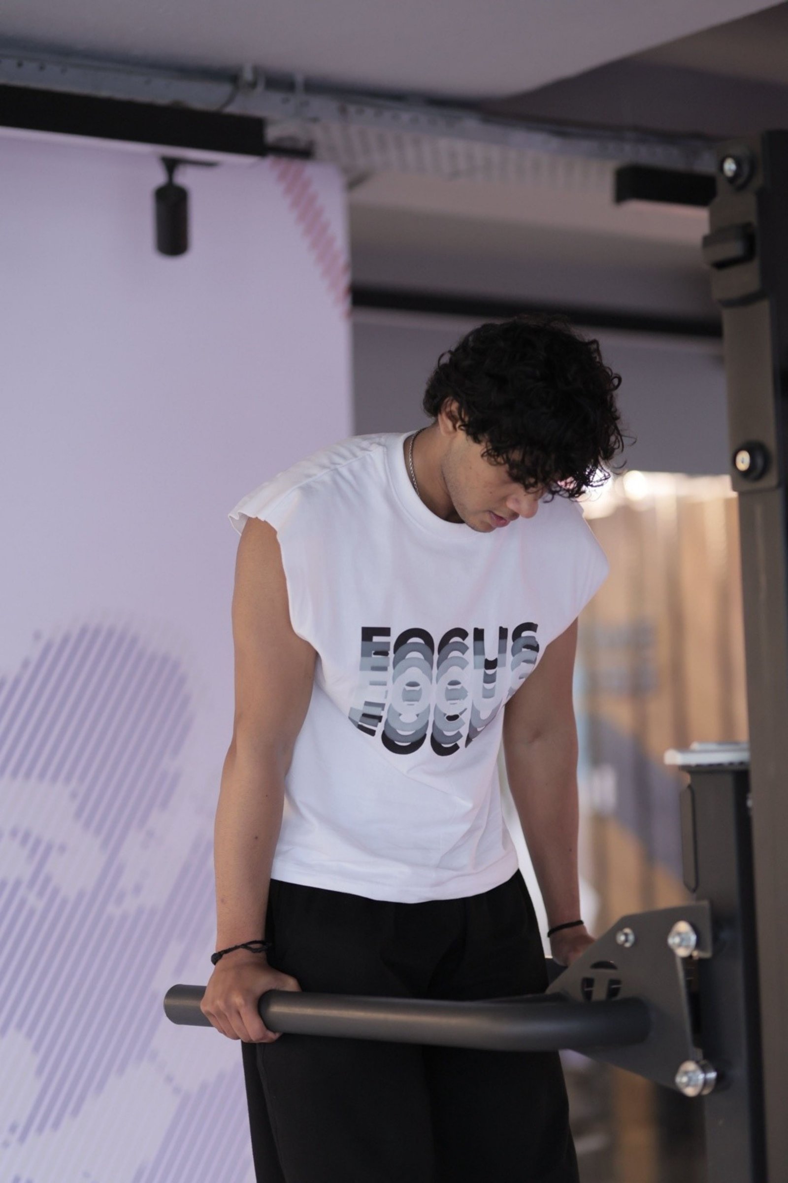Focus Mode Tank - Image 4